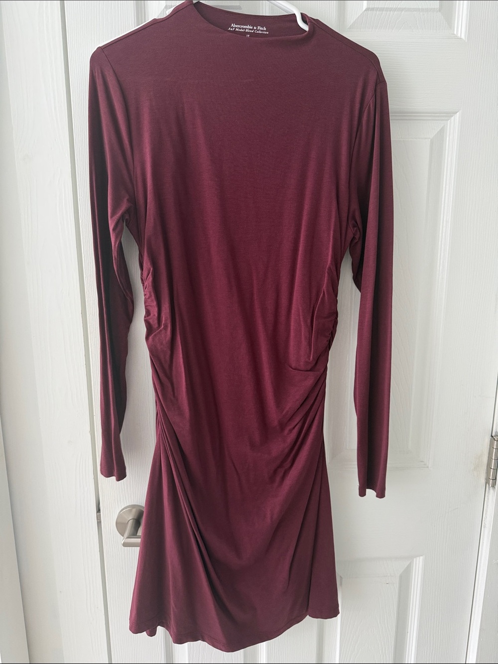 Abercrombie & Fitch Long-Sleeve Wine/Burgundy Ruched Side Dress